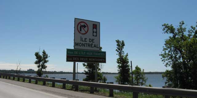 Crossing into Quebec…